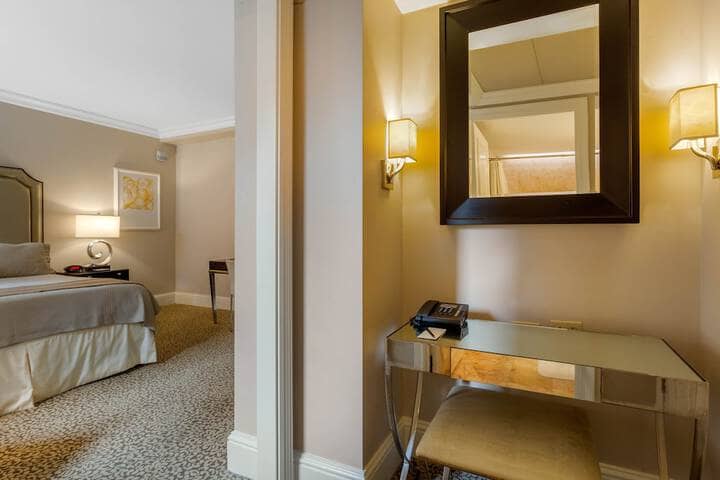 Room 47 of 124