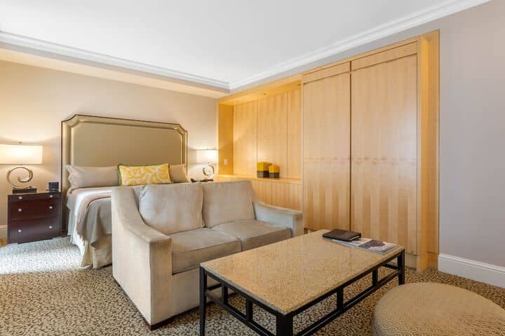 Room 75 of 124
