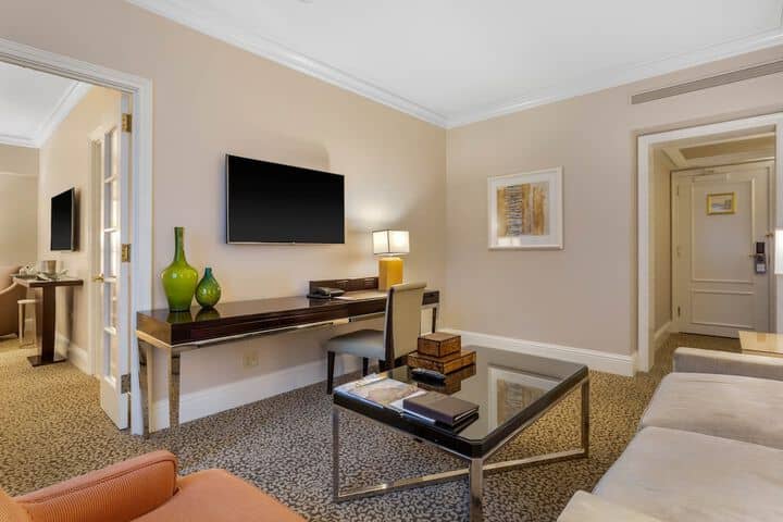 Room 21 of 124
